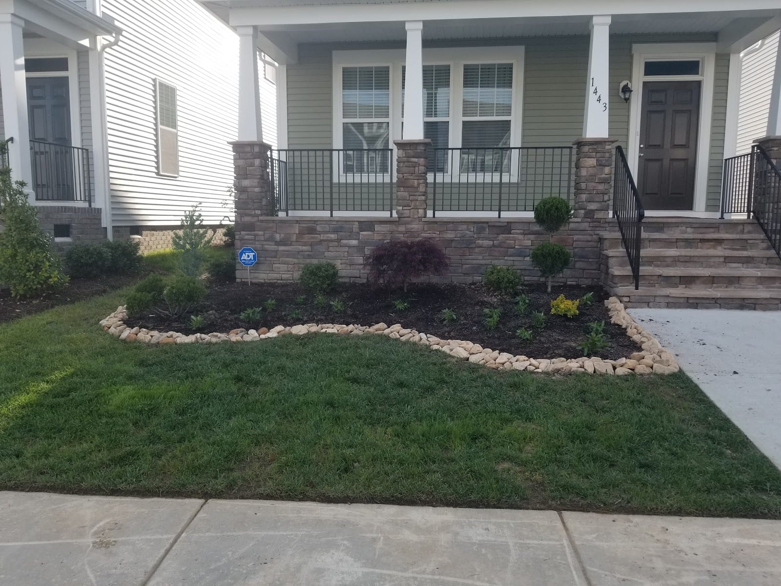 Custom Lawn Manicuring and Design
