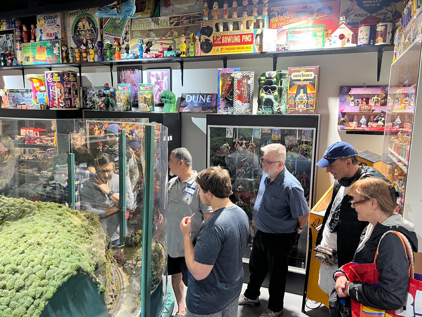 Sarasota Toy Museum / Moosehead Toys and Comics