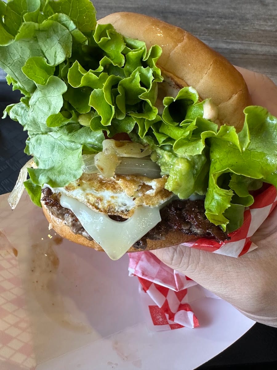 Hole in the Wall Burger, photo 3