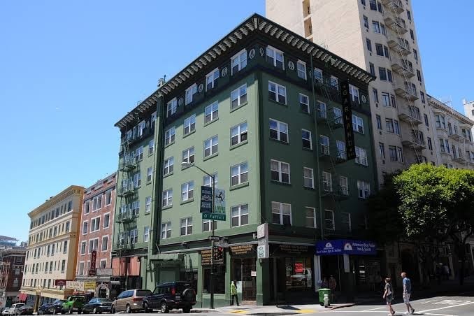 Riviera Hotel LLC, photo 2