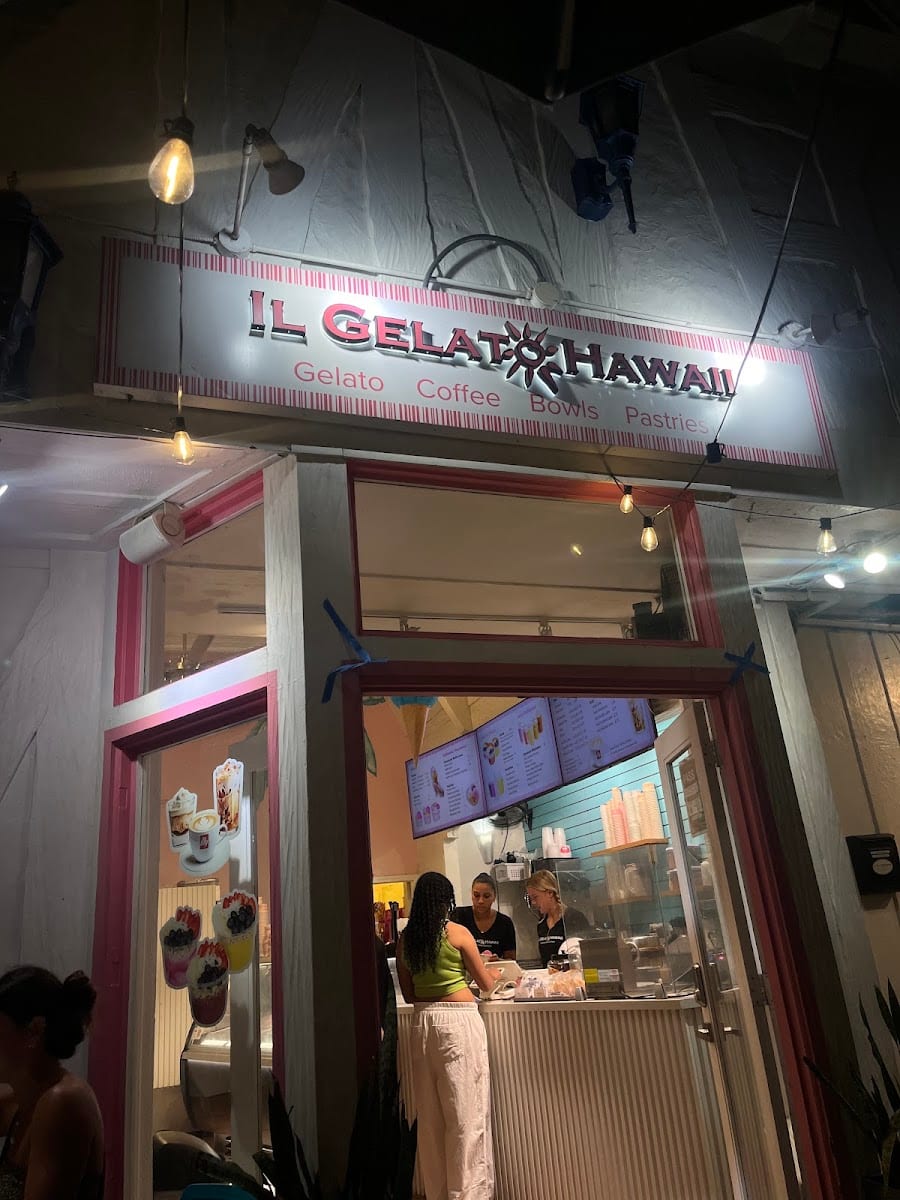 IL Gelato Cafe Waikiki Royal Hawaiian