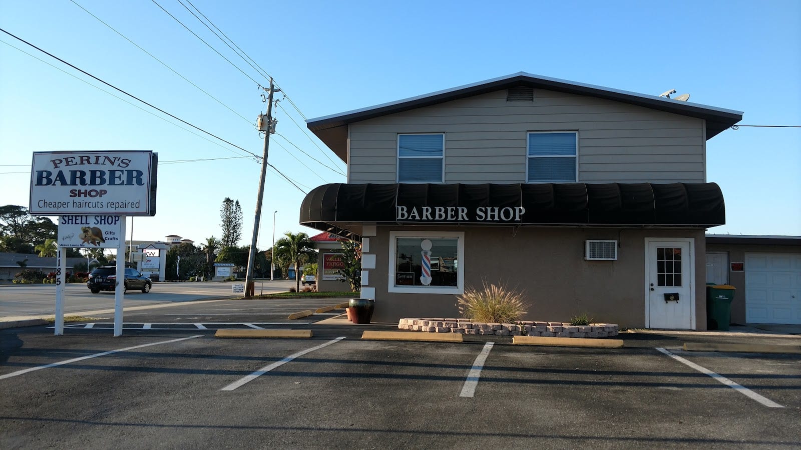 Perin's Barbershop, photo 3