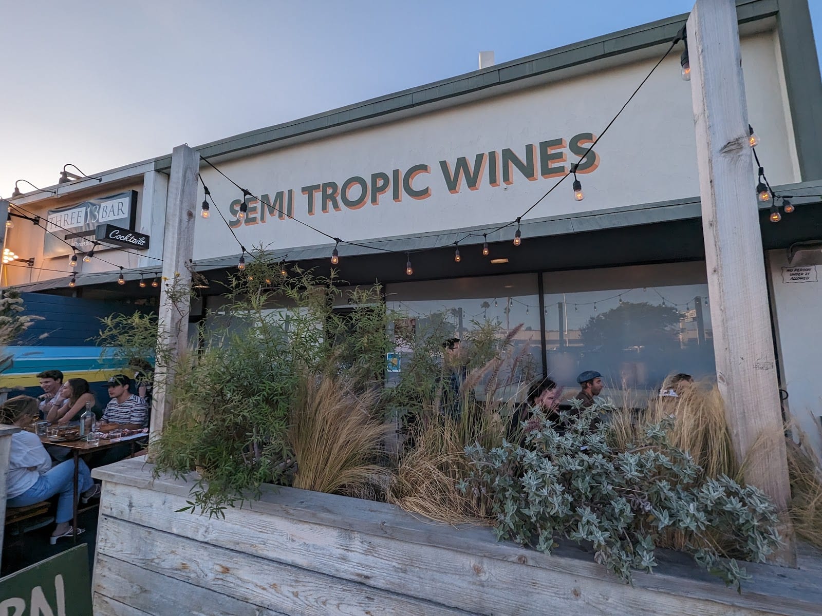 Semi Tropic Wines, photo 3
