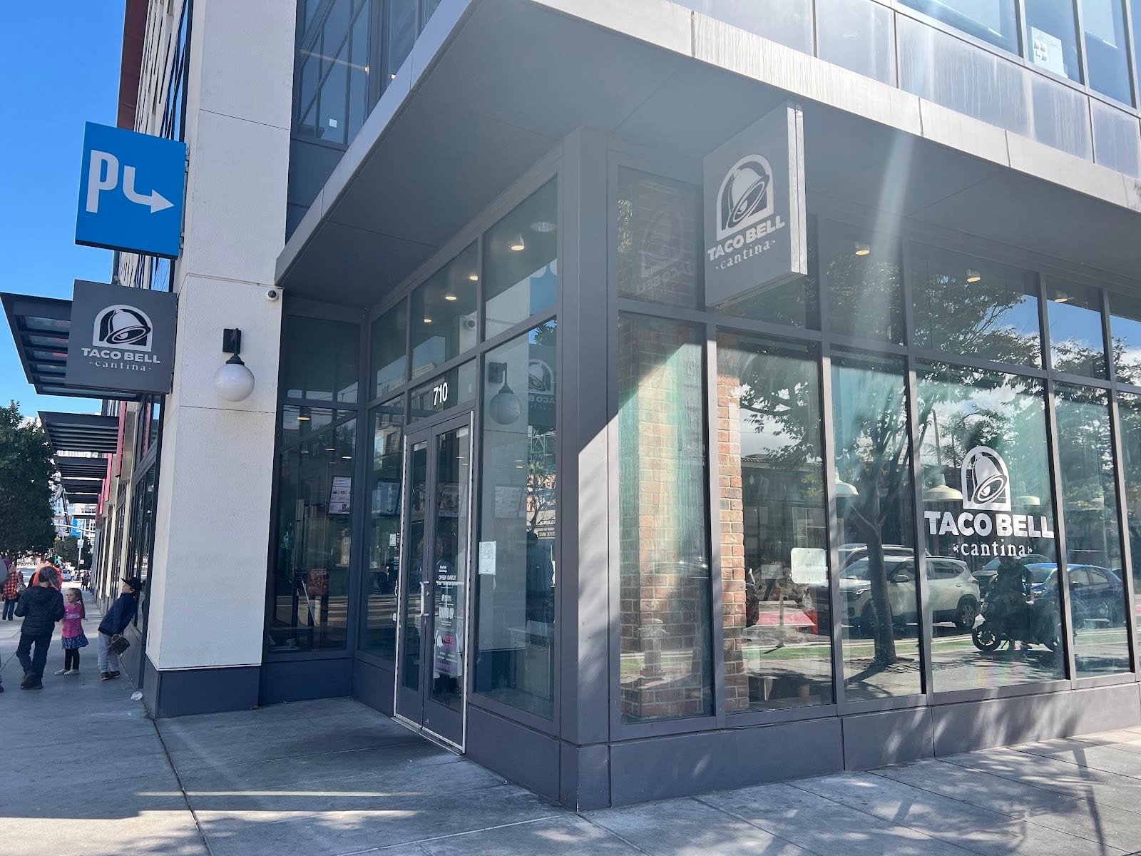 Taco Bell Cantina, photo 2