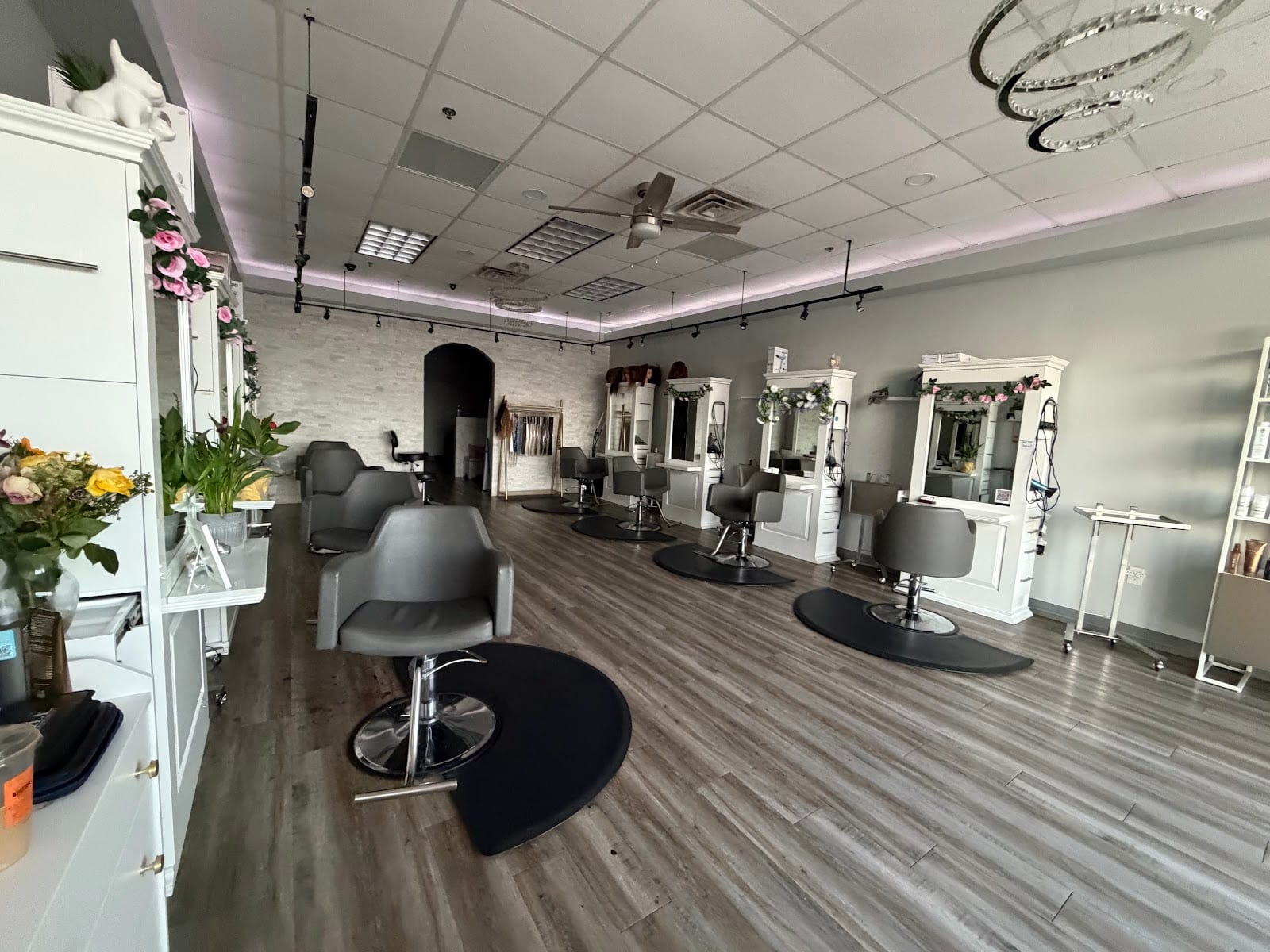 Champagne Hair Studio, photo 4