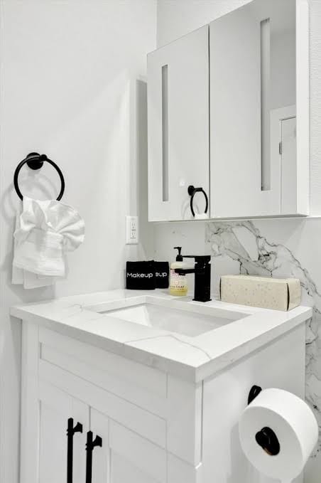 10 Guests Welcome! Luxury Townhome & Arcade Games, photo 3