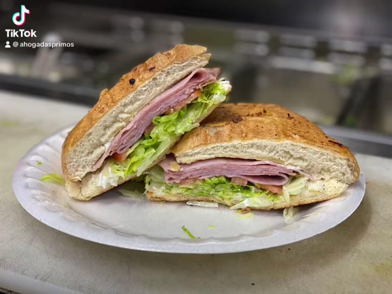 Tortas ahogadas los primos, photo 3