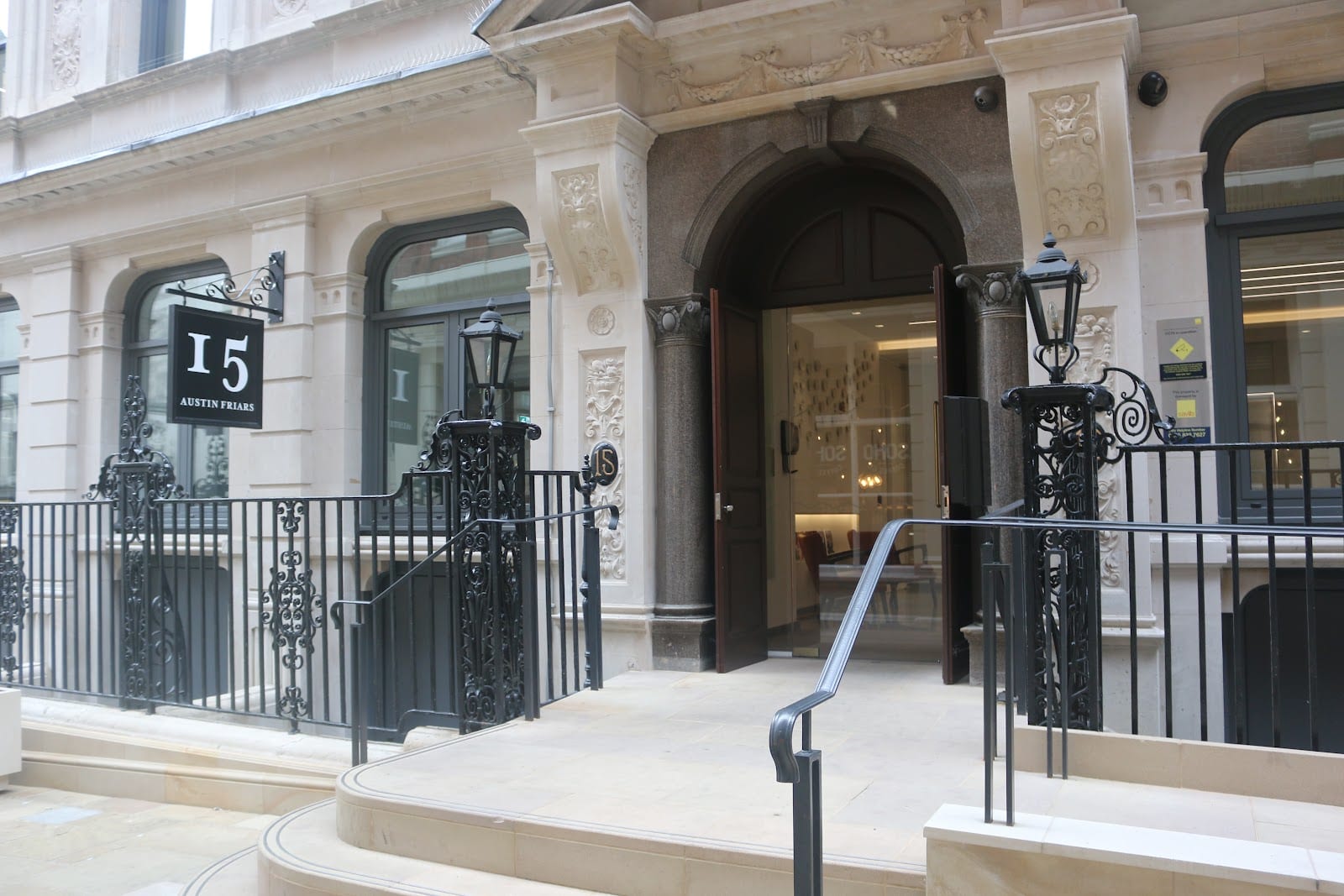 London Gynaecology Moorgate Clinic