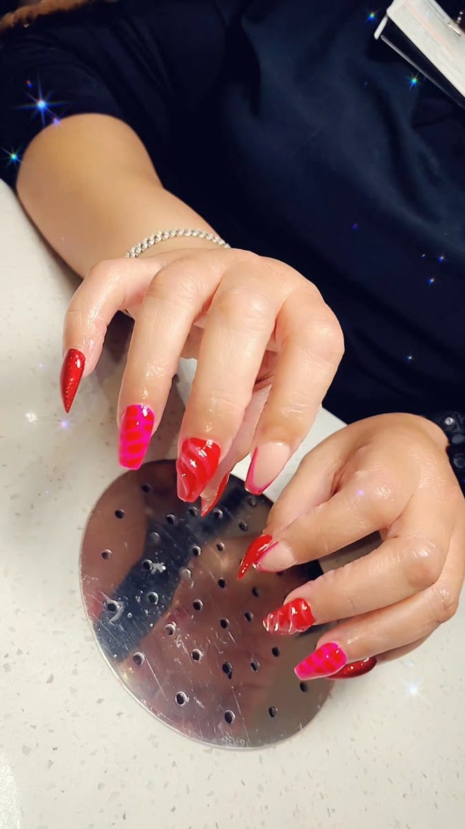 Boss Nails, photo 2