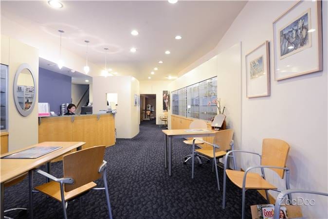 Drs. Hiura & Hiura Optometrists