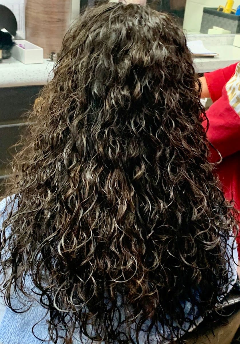 D & L Hair Salon Barber Shop, photo 4