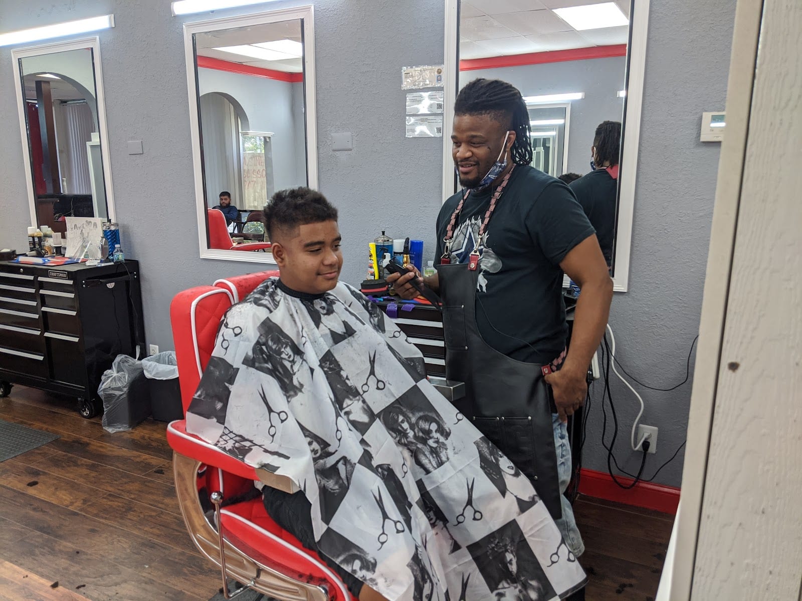 Search no more barbershop, photo 3