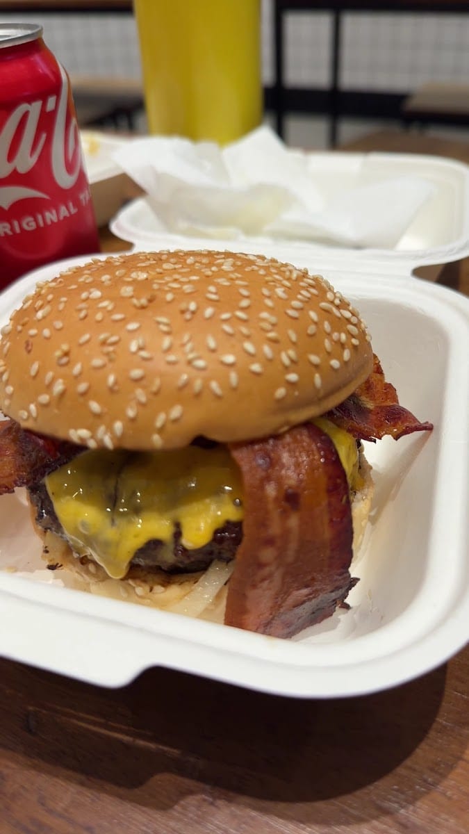Bleecker Burger Bloomberg, photo 3