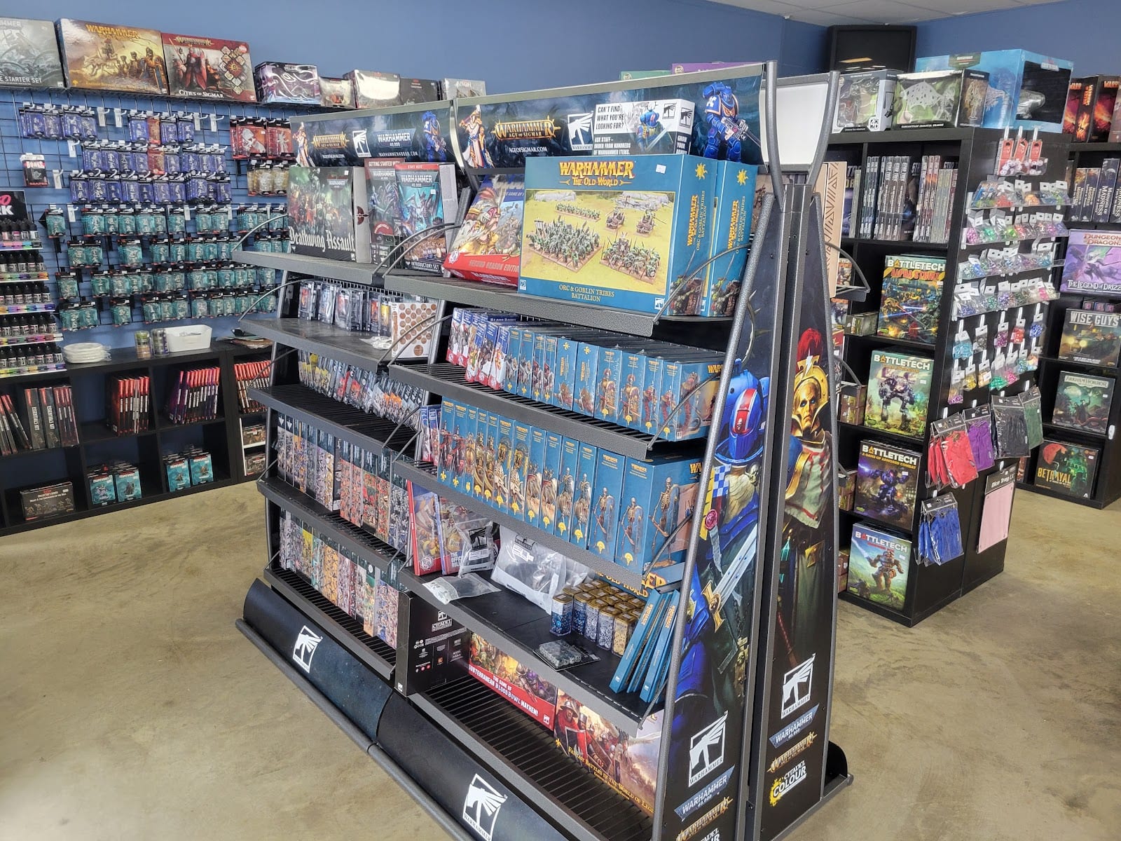 Raging Gazebo Comics & Games, photo 3
