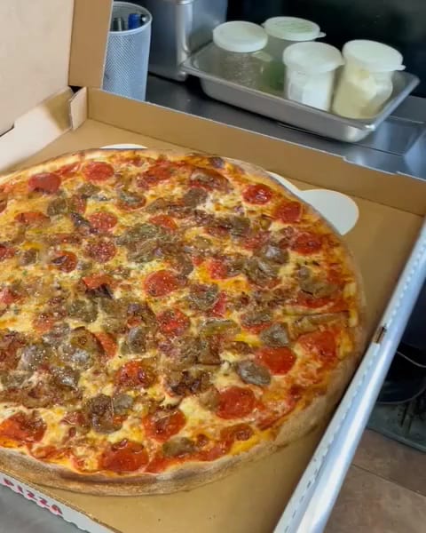 Solorzano's Pizza - Webber St., photo 3