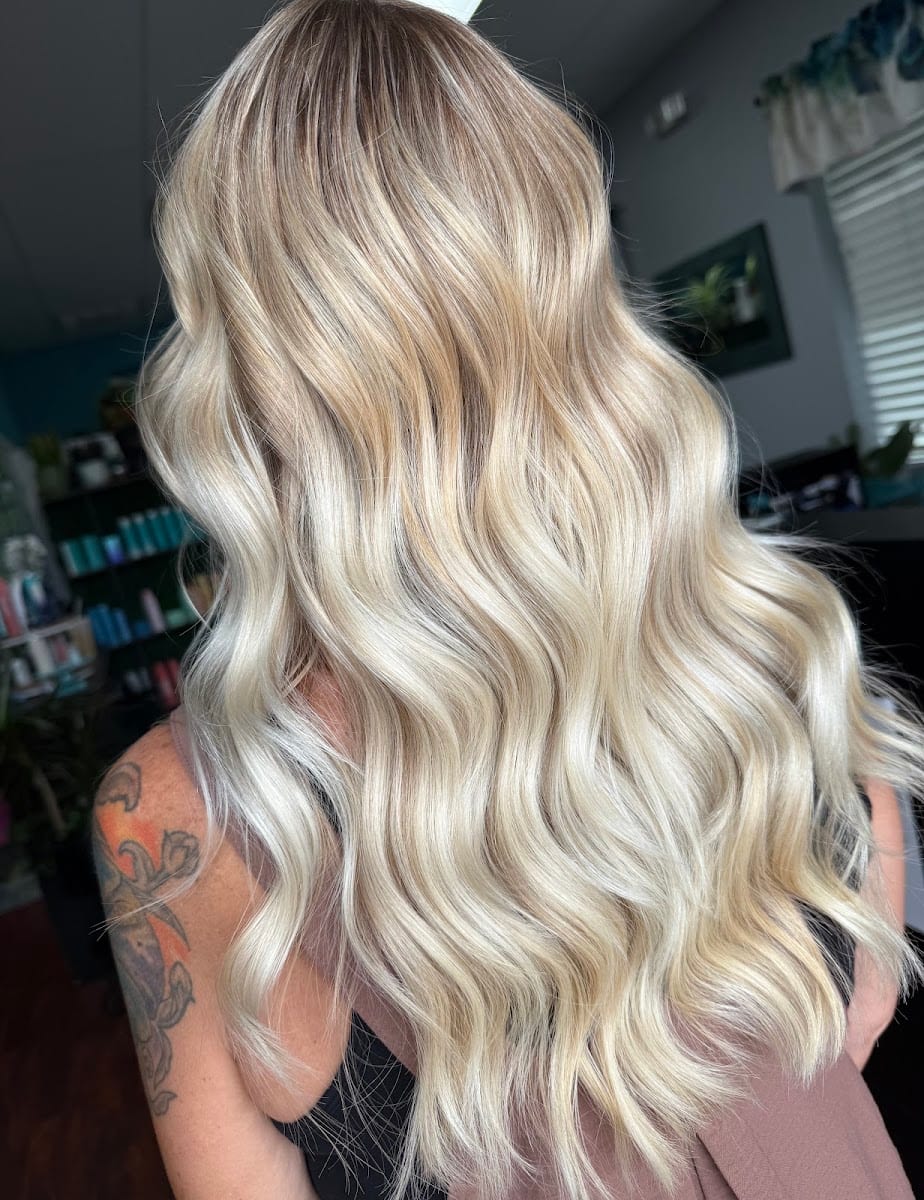 Carlie's Cutting Edge Salon