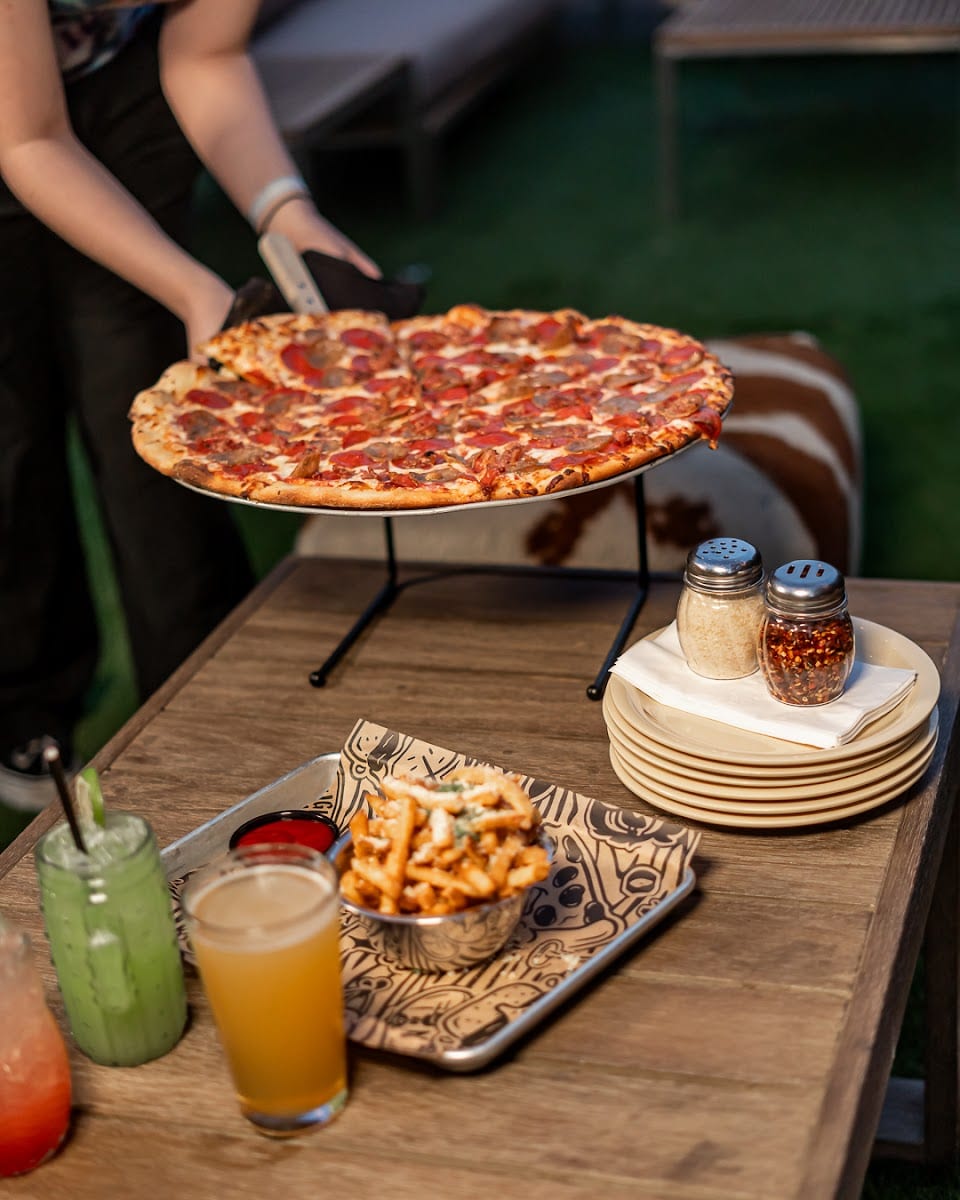 Night Owl Pizza & Drinks Scottsdale