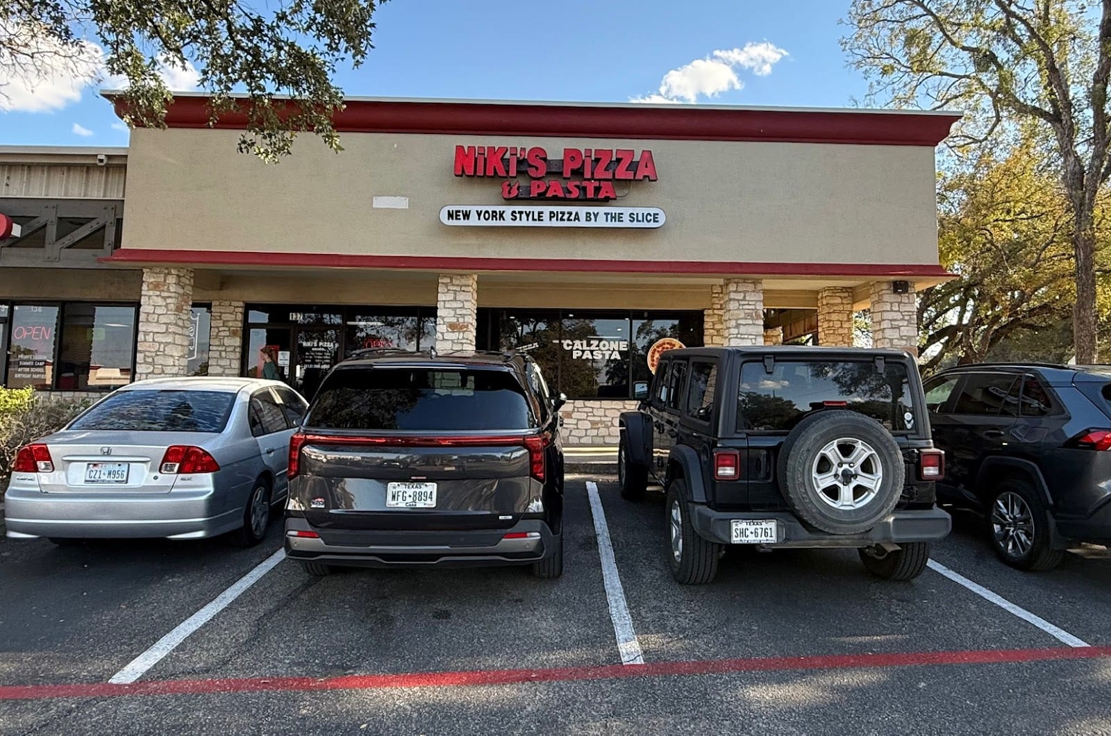 Niki's Pizza, photo 2