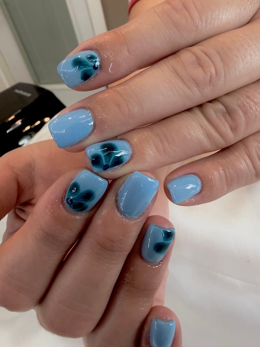 Dreamer Nails