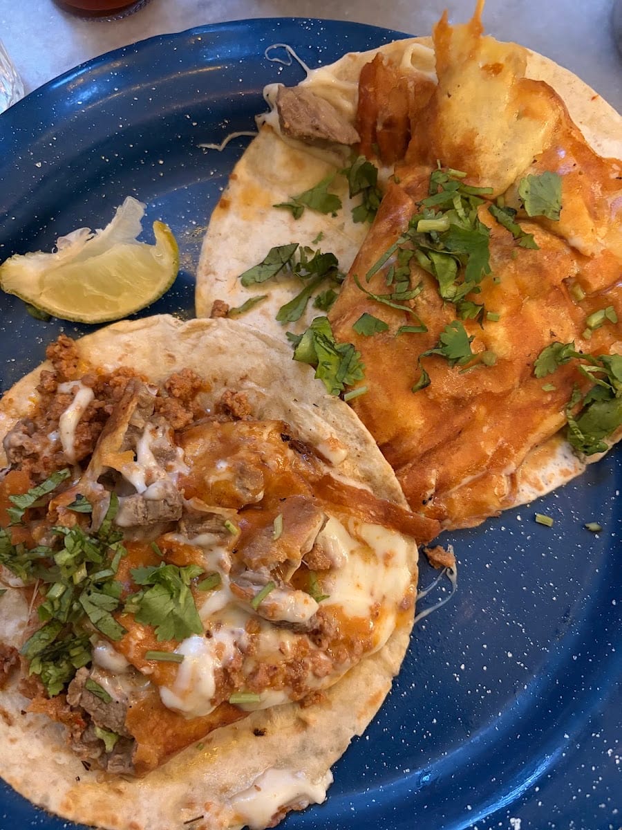 Los Güeros-Tacos in Paris from México, photo 4