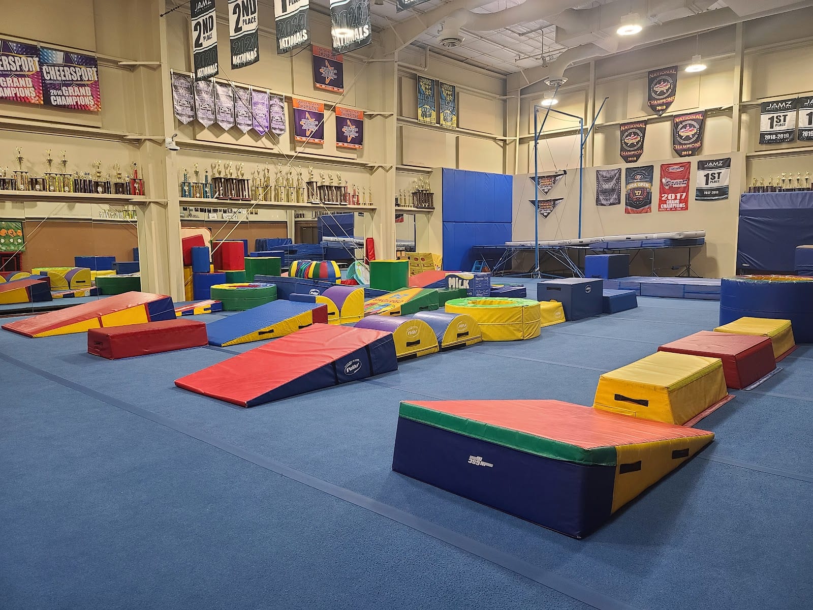 Mirabelli Community Center, photo 3