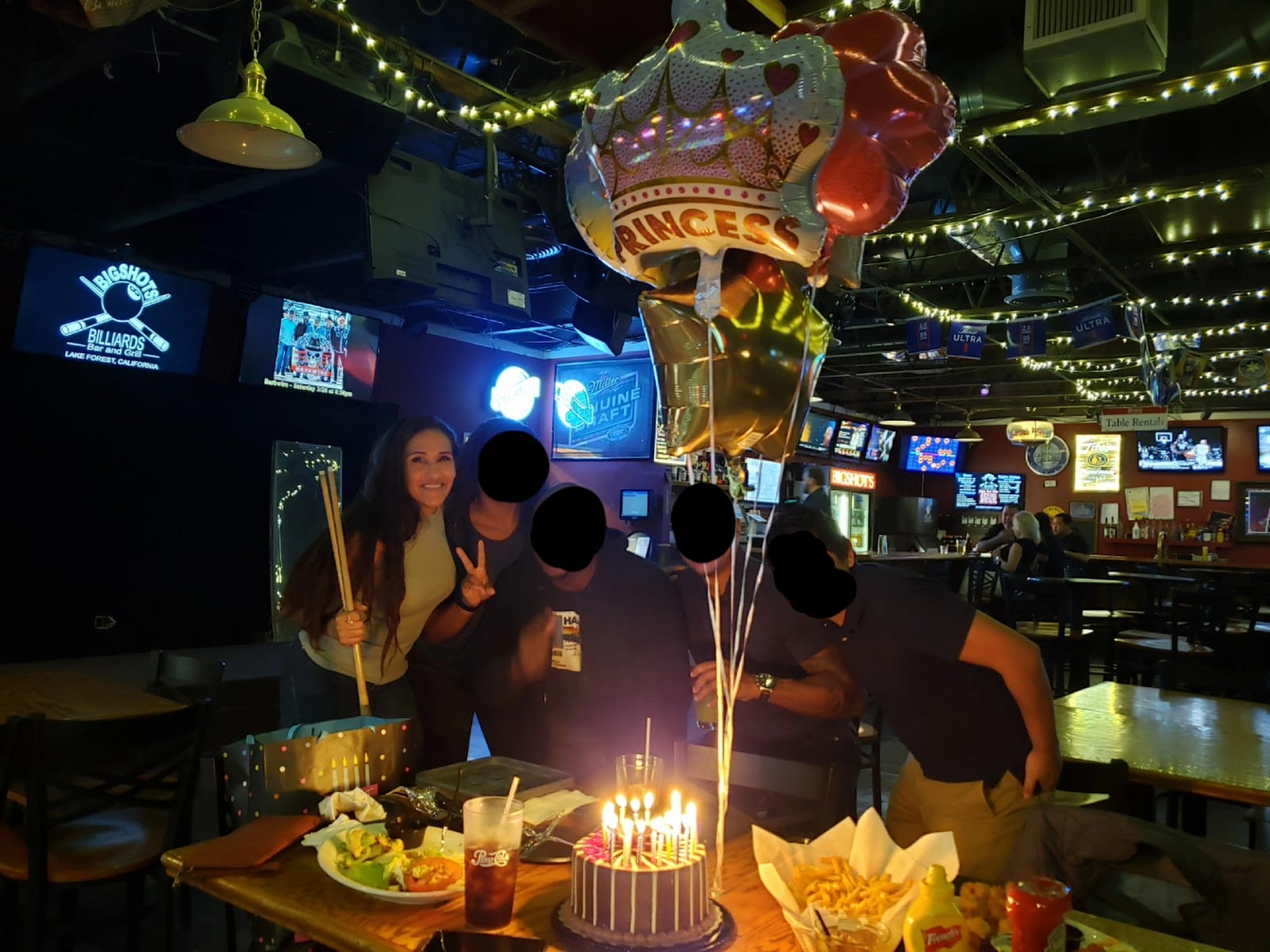 Bigshots Billiards Bar & Grill