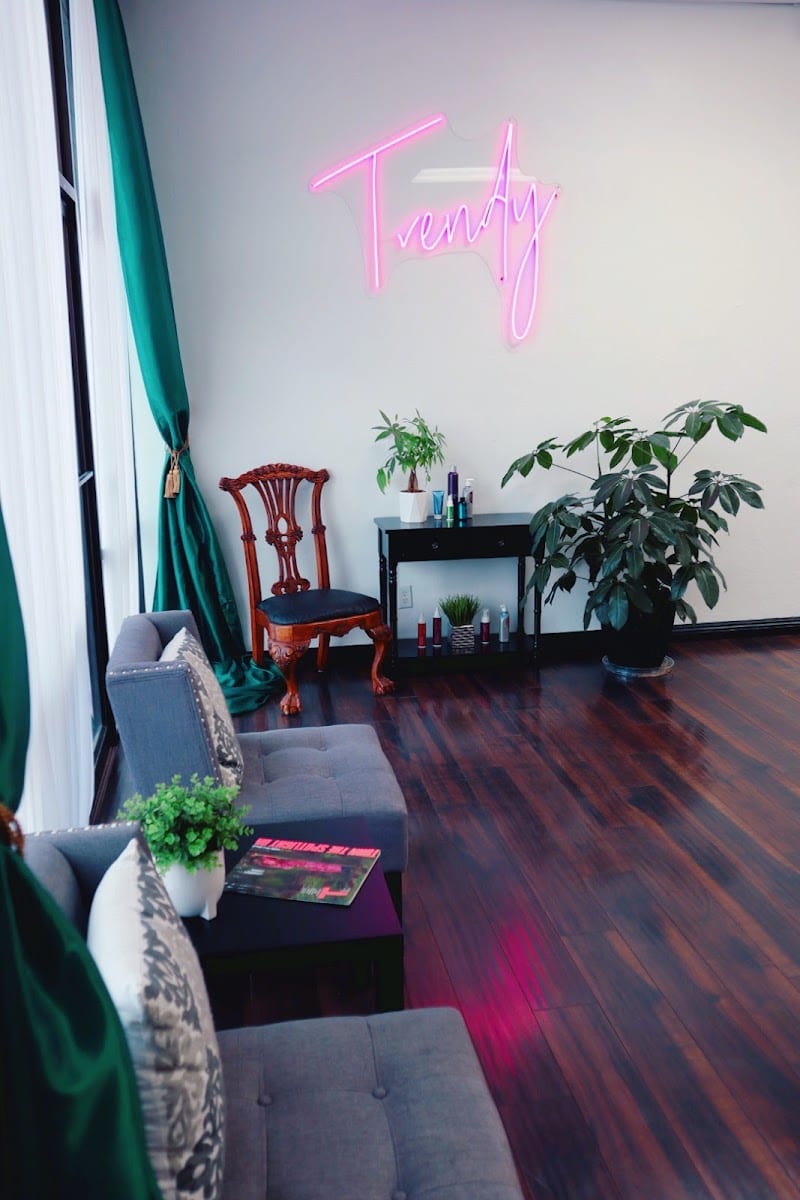 Trendy HAIR Lounge, photo 2