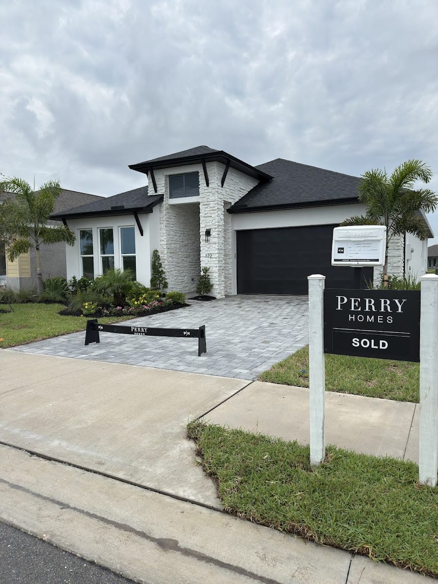 Semir José Muhammad Pachano, Licensed Real Estate Agent, Investor and Property Manager