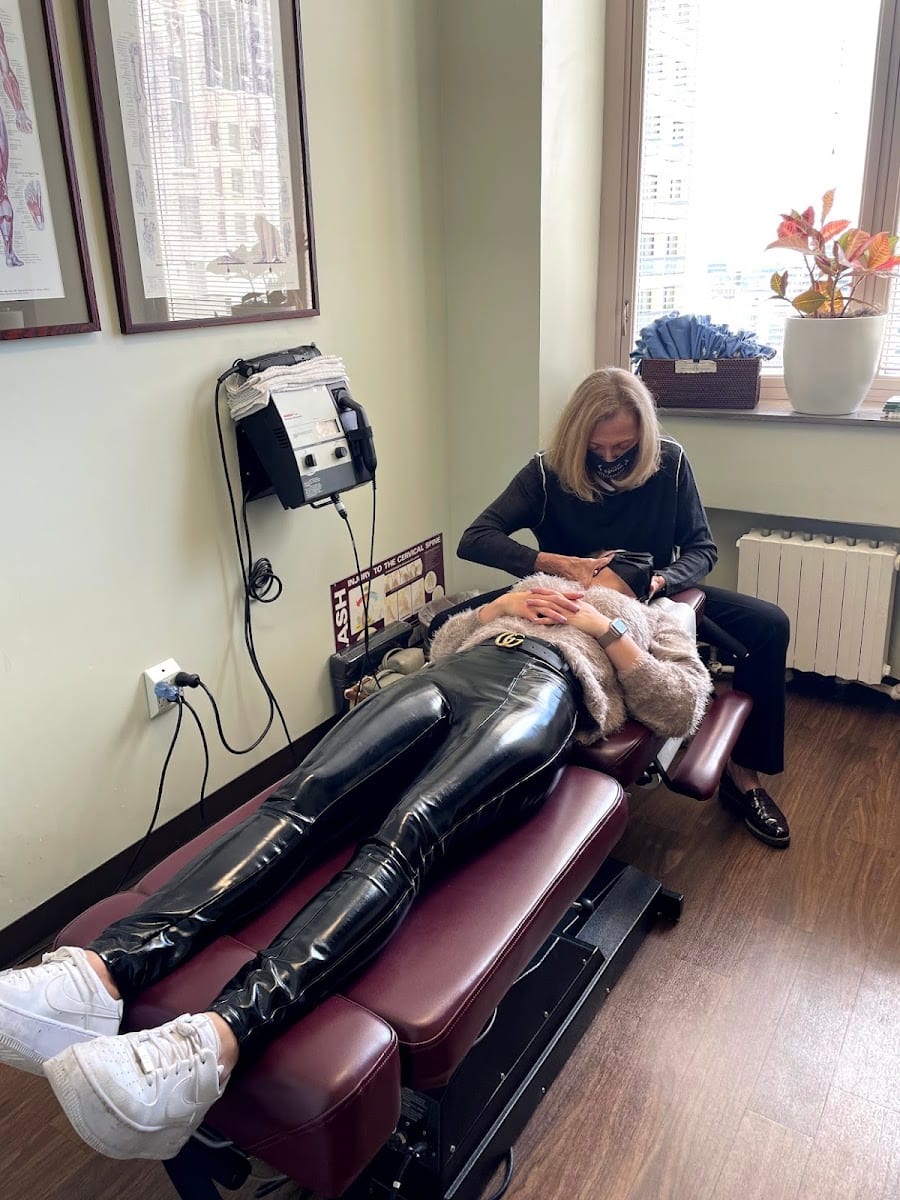 Union Square Chiropractic: Jacalyn Buettner DC, Daniel Buettner-Fourie DC