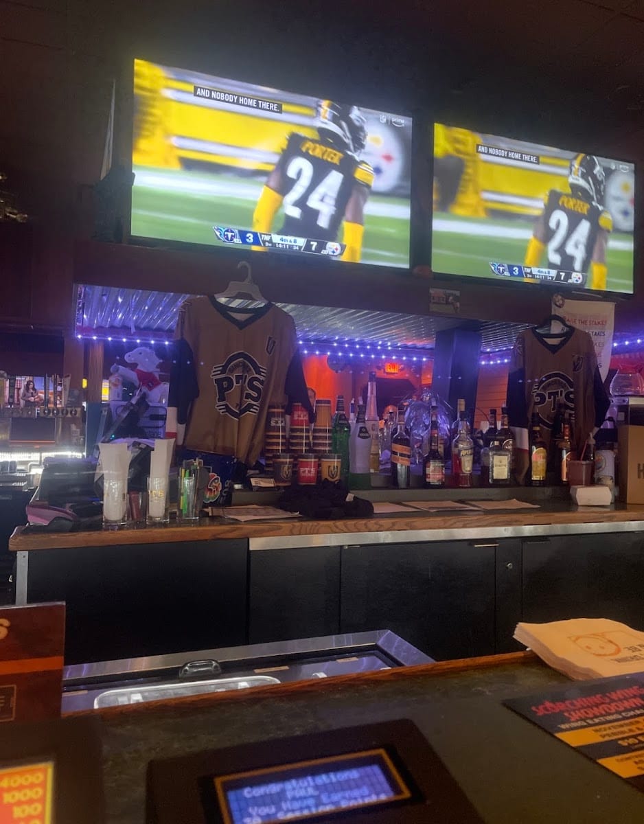 PT's Pub, photo 4