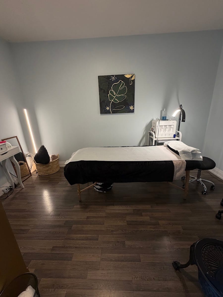 Allie’s Beauty Lounge, photo 4