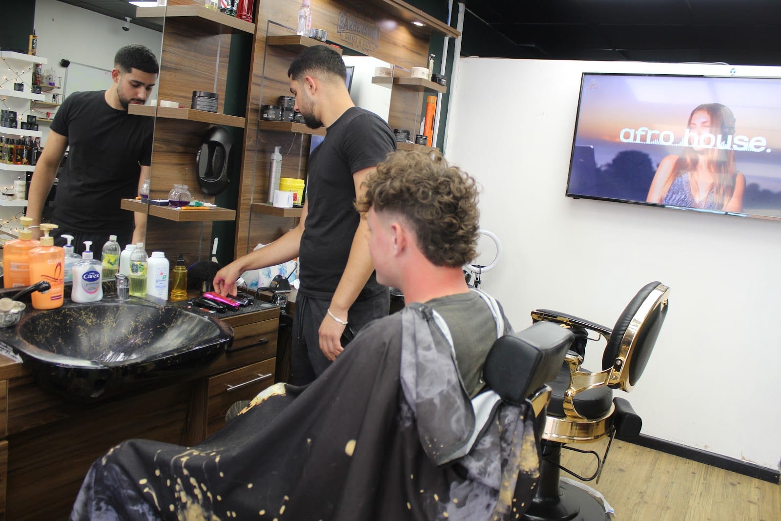 Bear & Blade Barbers, photo 4