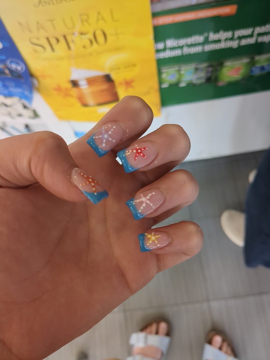 Redbourn Nails, photo 3
