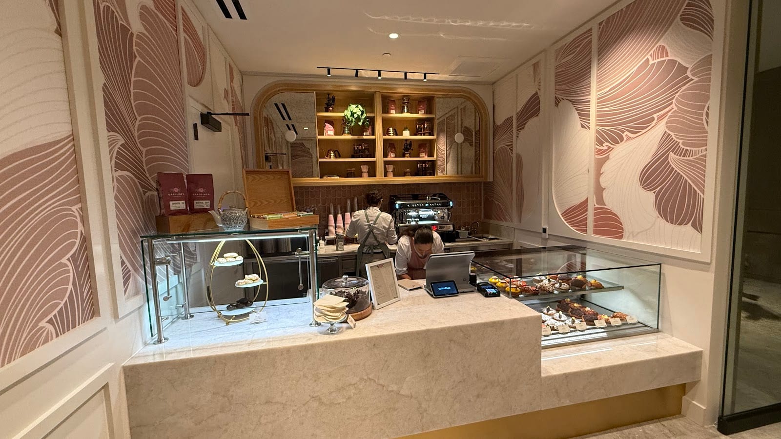 Carolines Coffee Shop at The St. Regis