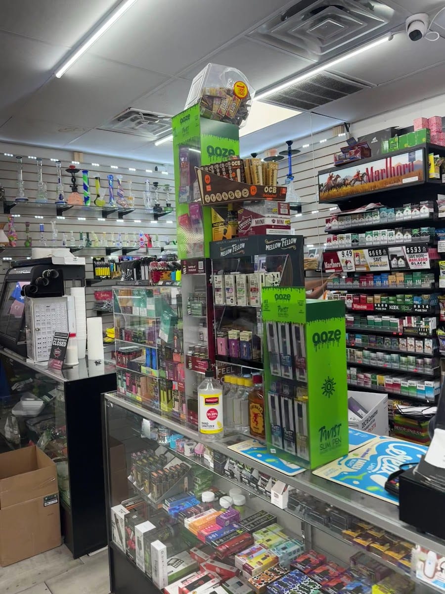 "The Black Store" Panama City Market