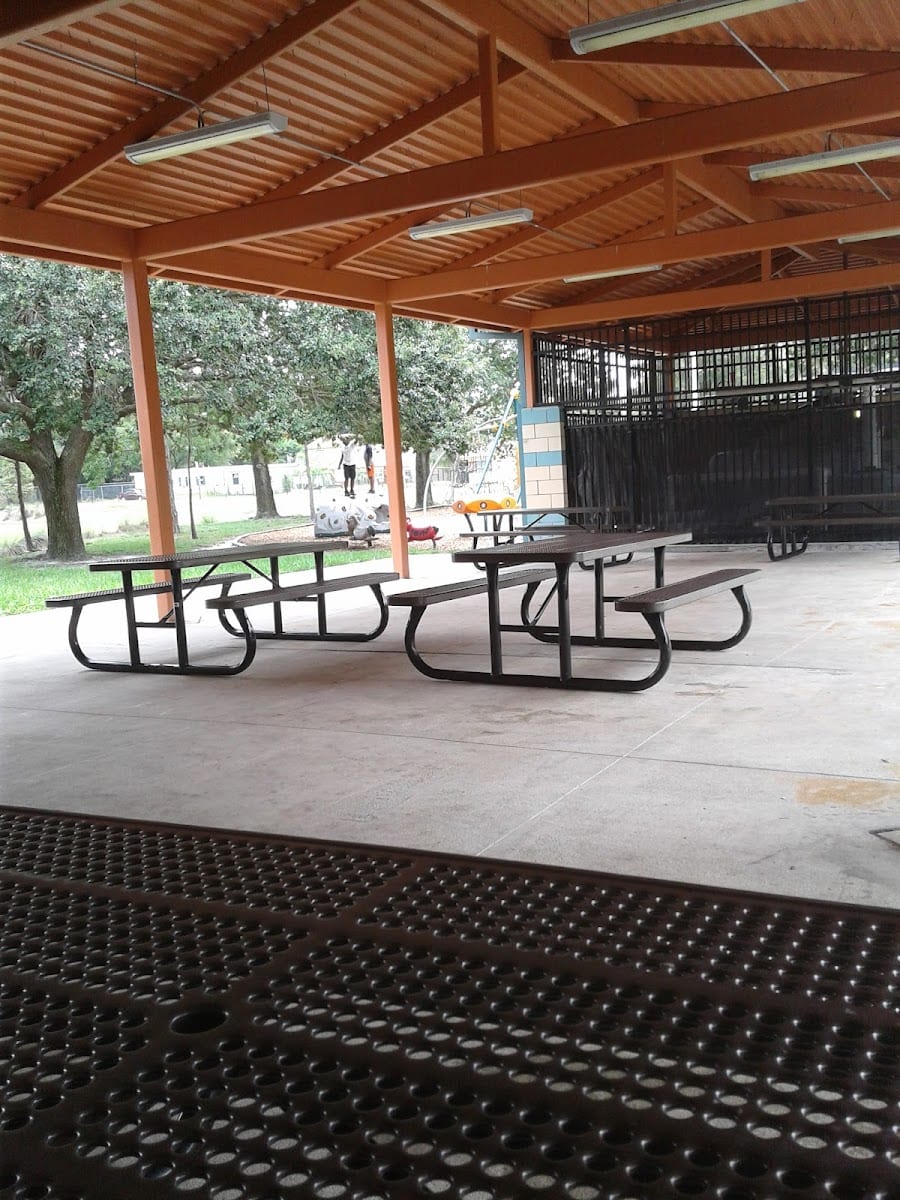 Springhill Park Community Center, photo 3