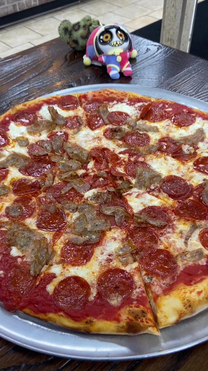 Ralphy's Pizza Restaurant, photo 2