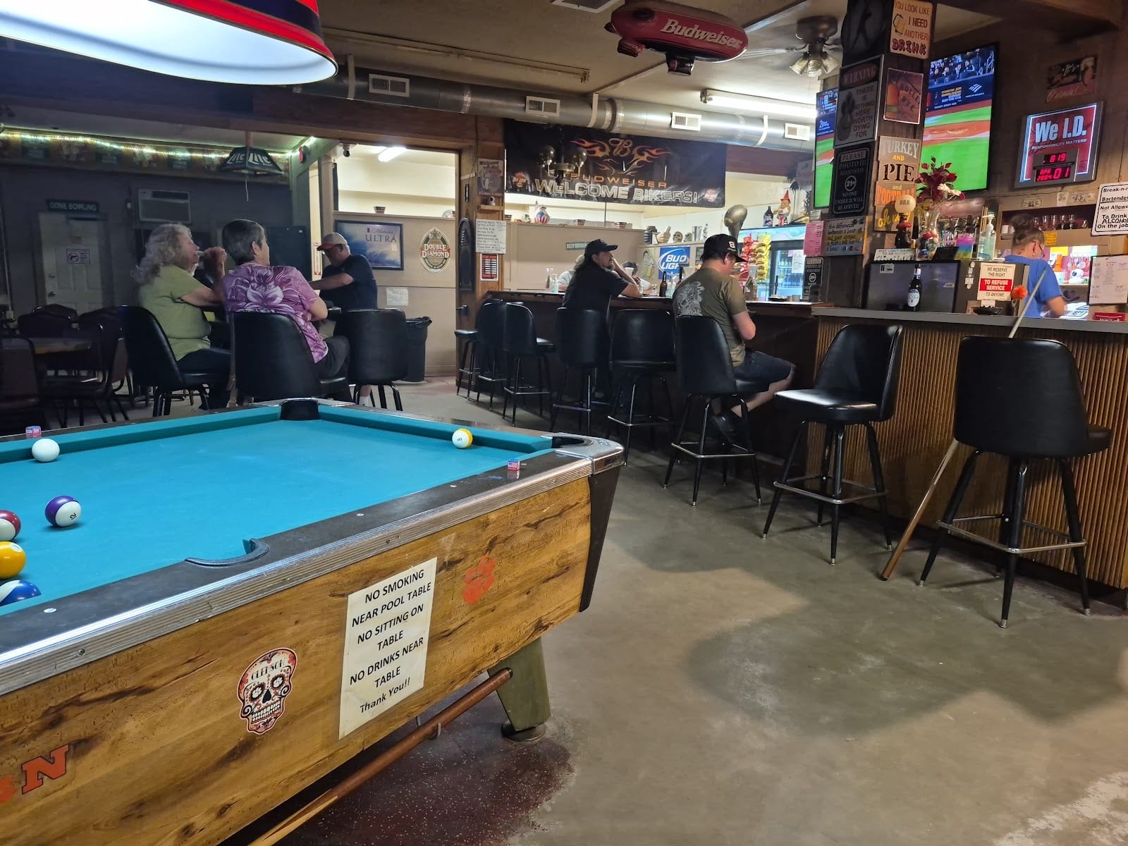 Break 'n Run Sports Bar