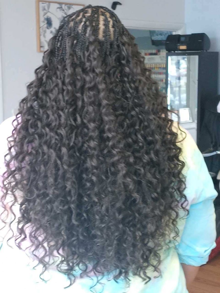 Overawed Hair & Nail Salon
