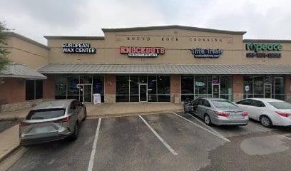 Dr. Phuong Pham, DDS