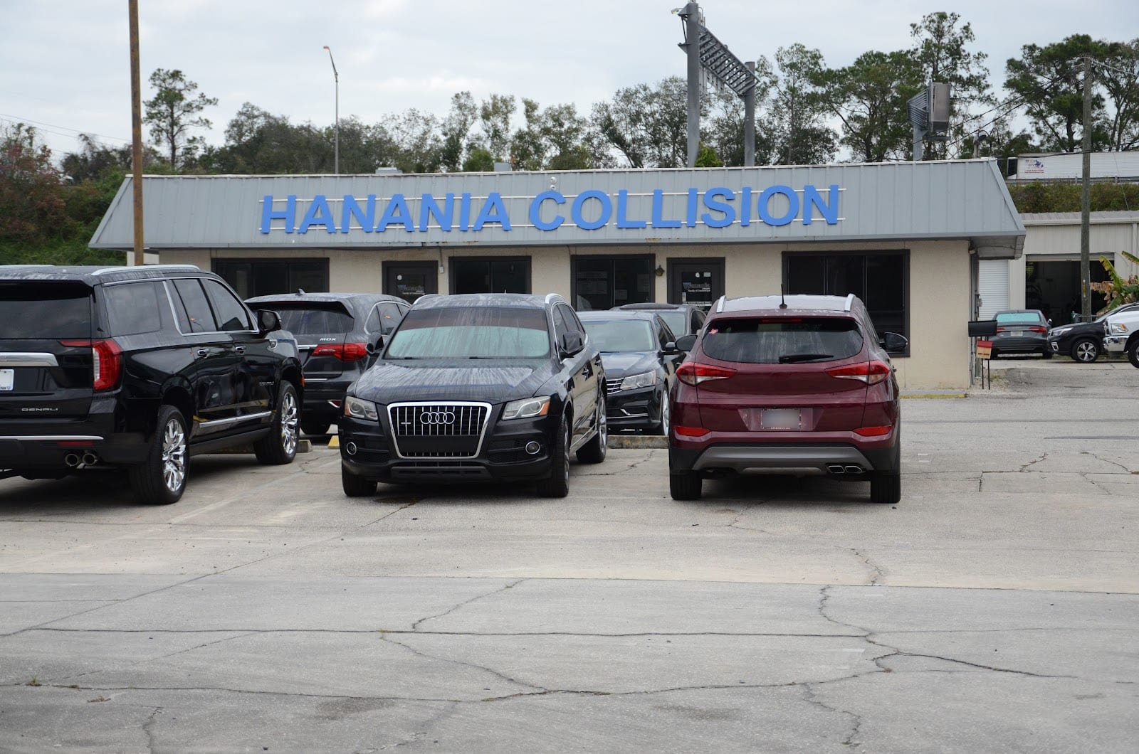 Hanania Collision Center, photo 2