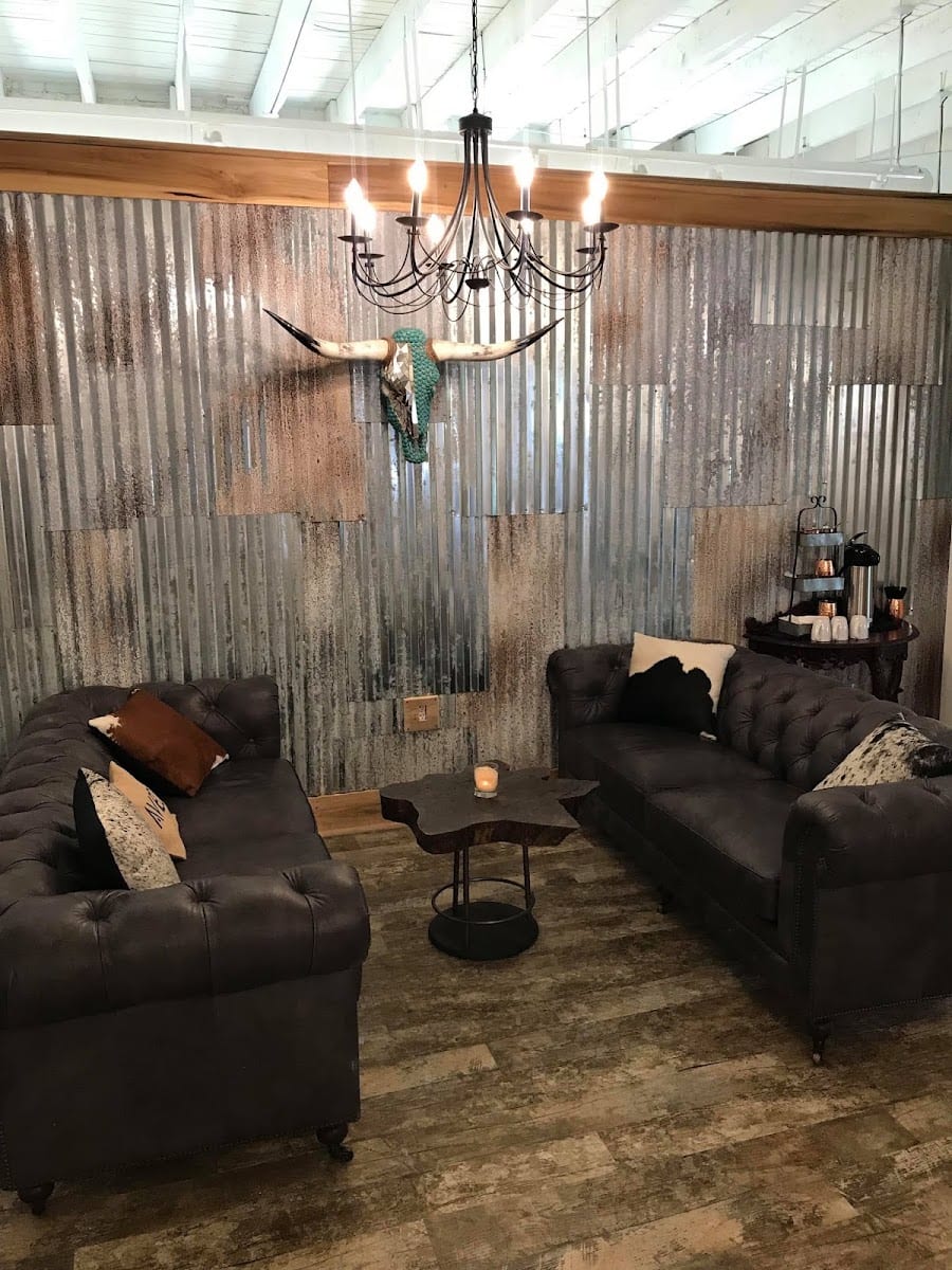 Salon West -Old Shell/Midtown, photo 3