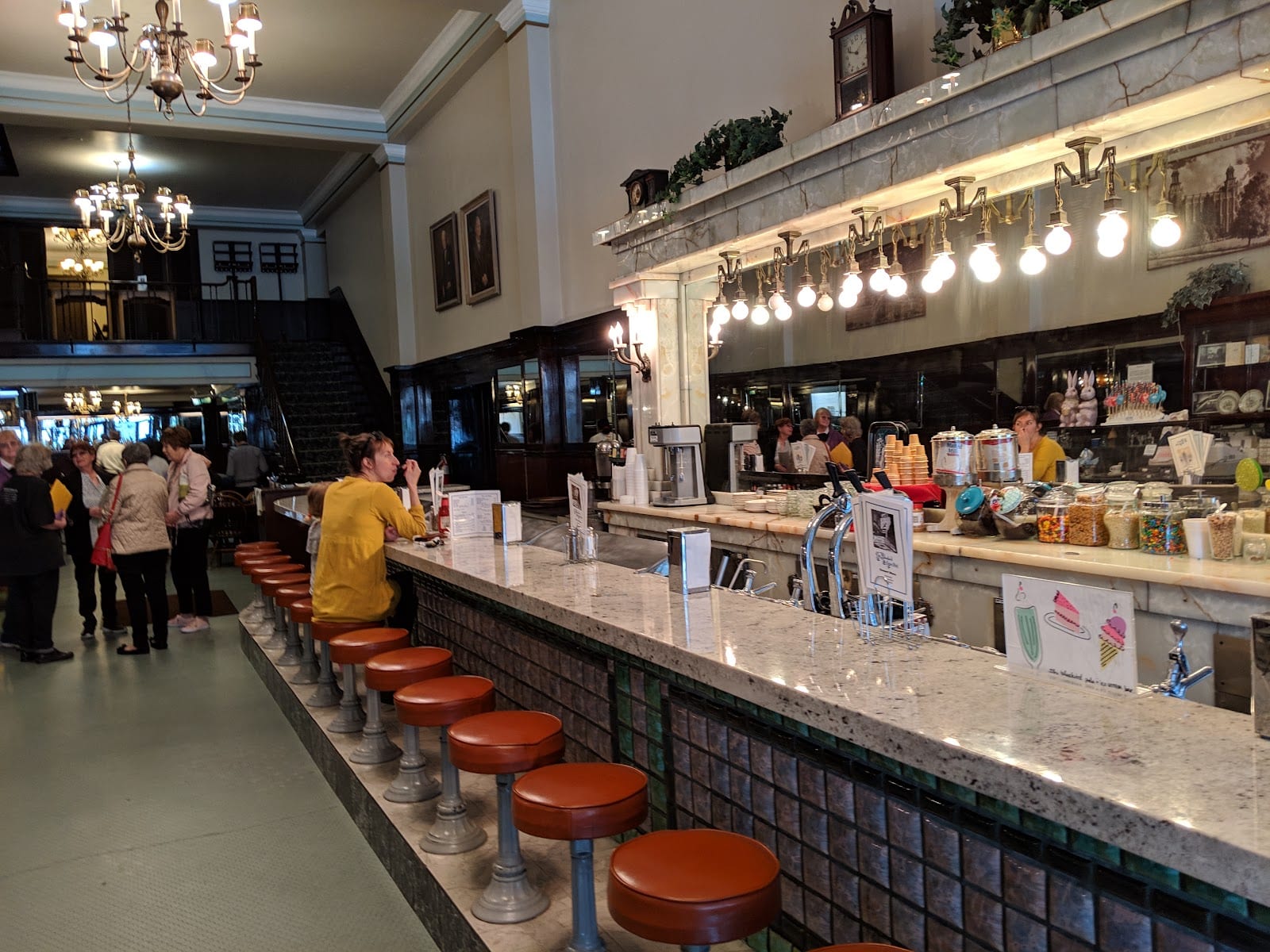 The Bluebird Restaurant, photo 3