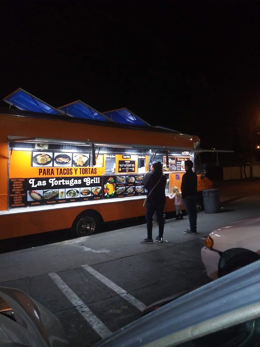 Las Tortugas Grill
