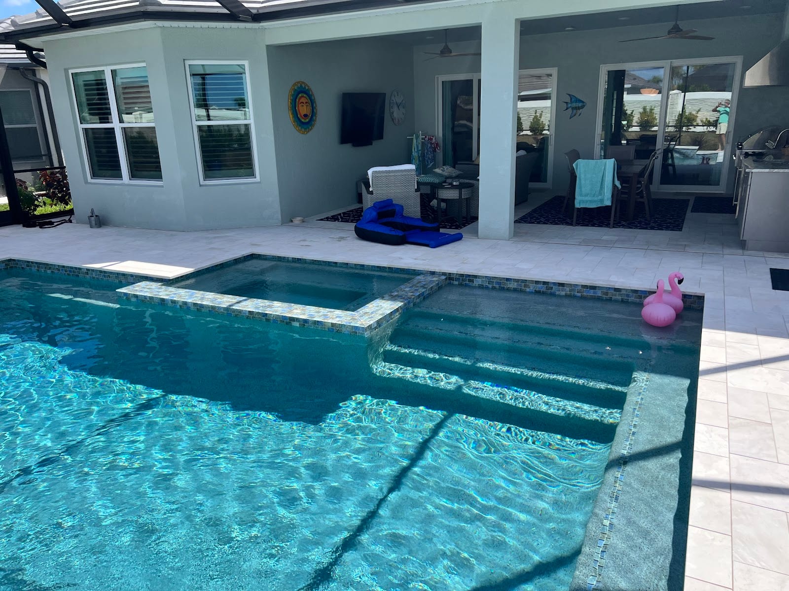 Bulldog Pools, photo 3