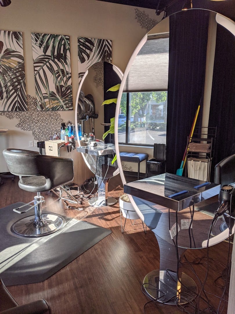 The Company Salon and Spa, photo 3