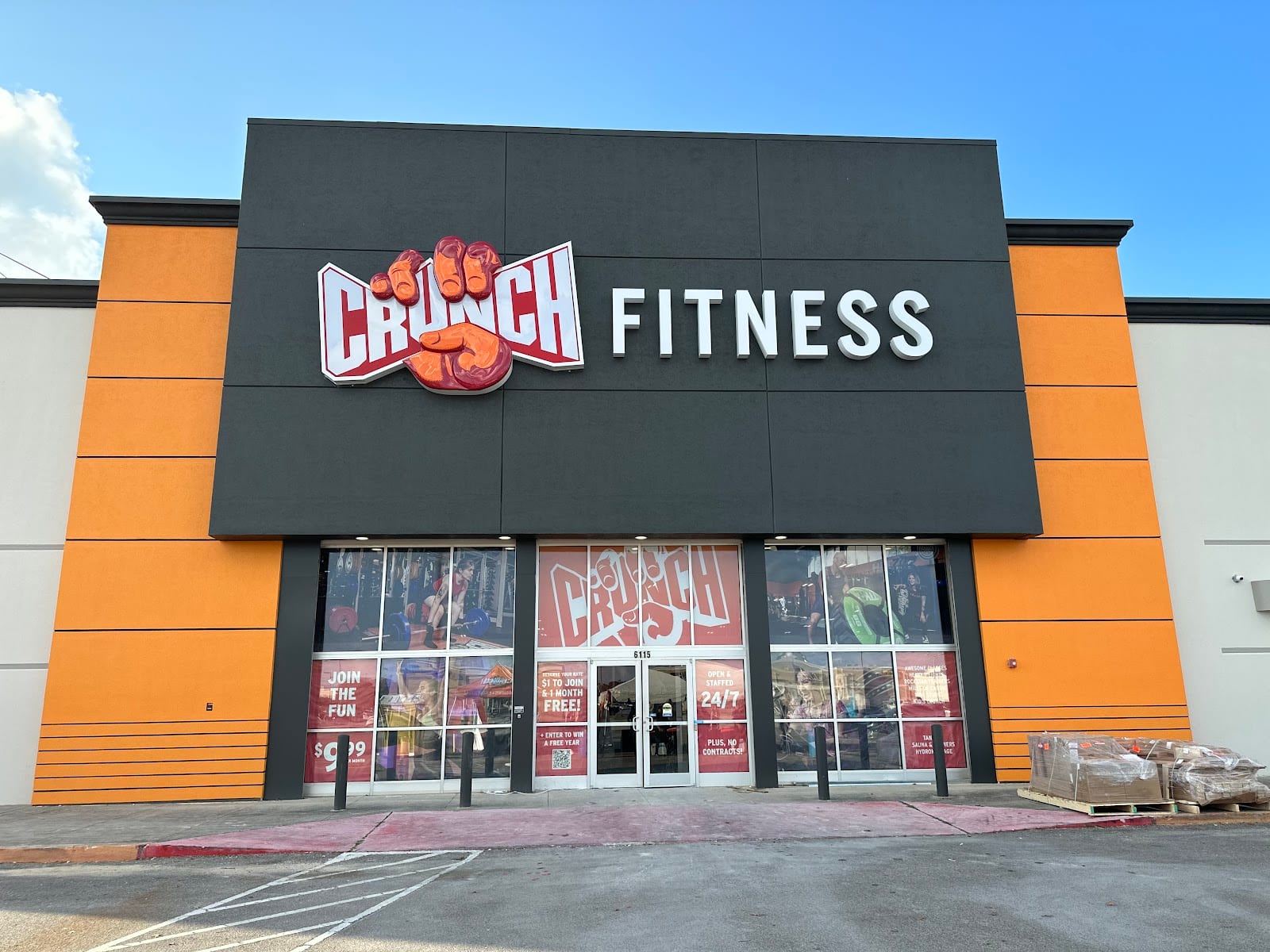 Crunch Fitness - Beaumont