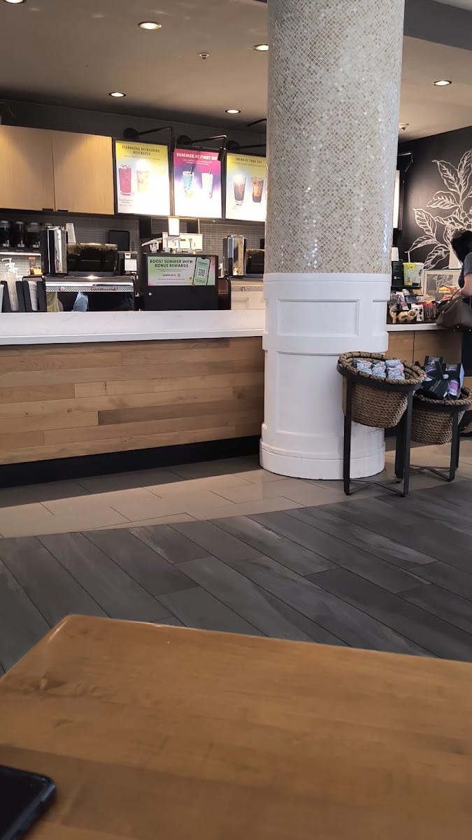 Starbucks Coffee Company, photo 2