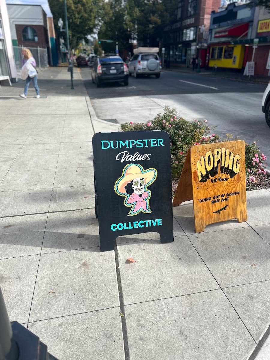 Olympia Hot Dog Company, photo 2