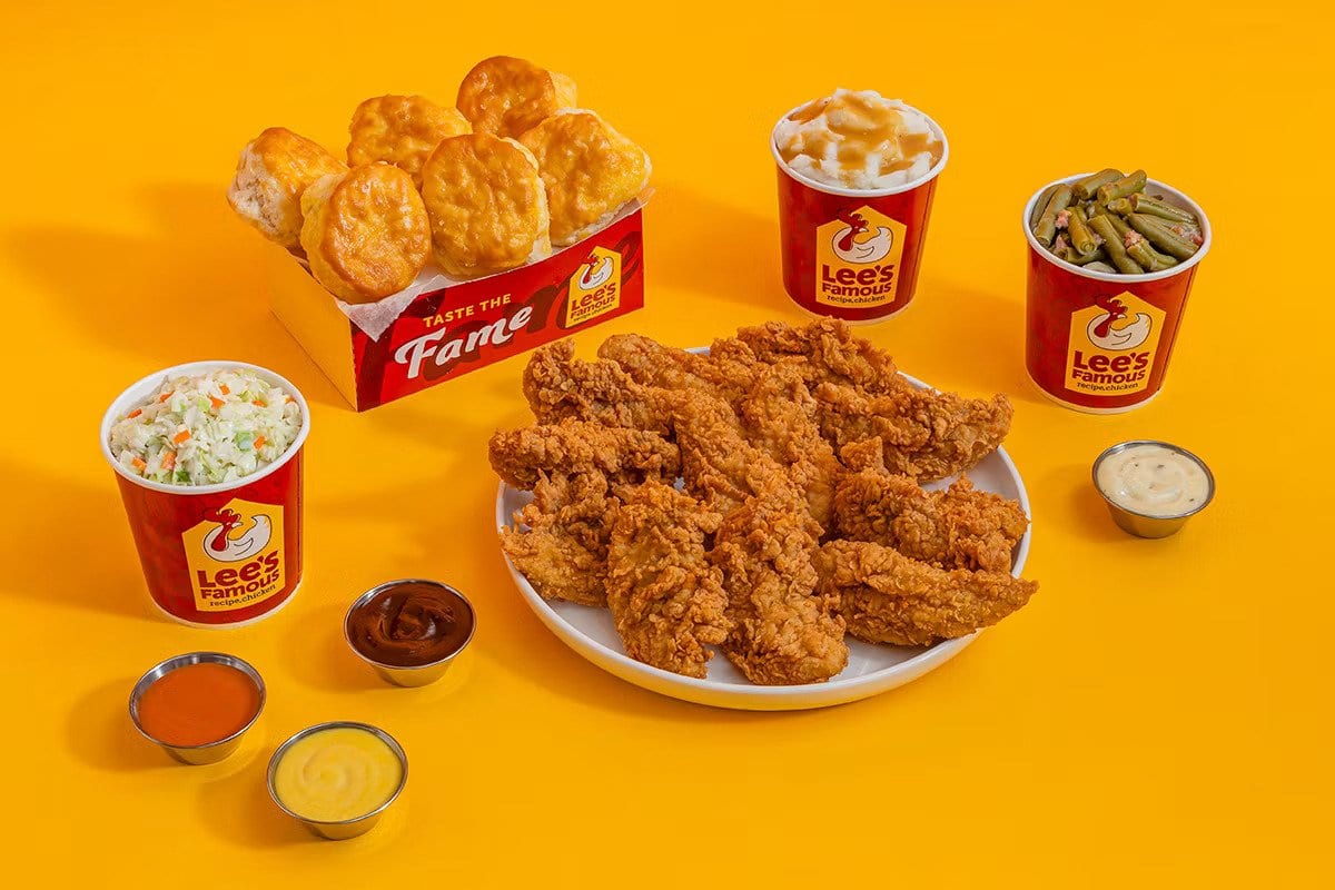 Lee's Famous Recipe Chicken